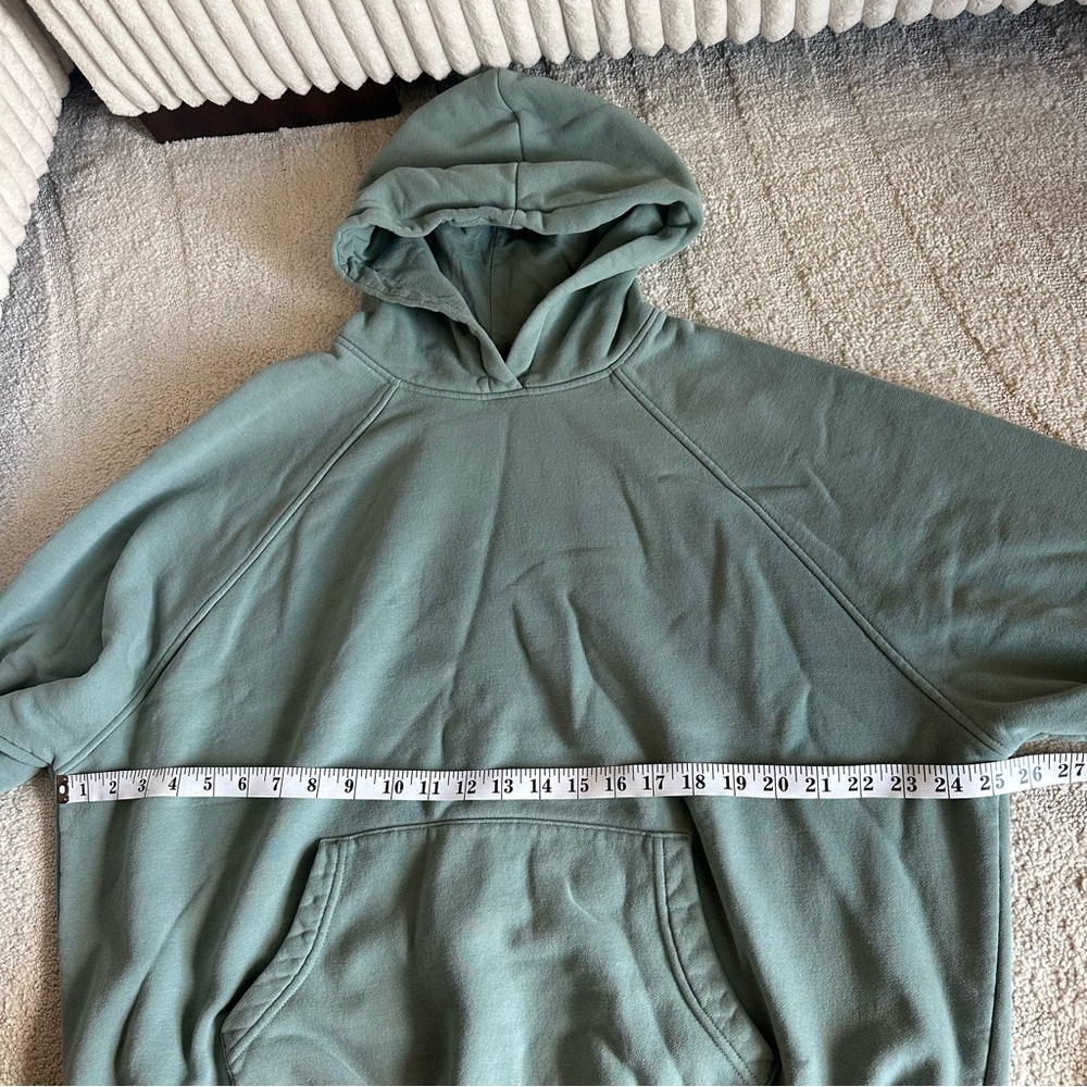Pacsun Women’s Solid Green Oversized Hoodie - Picture 3 of 5